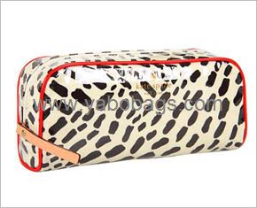 Cosmetic bag